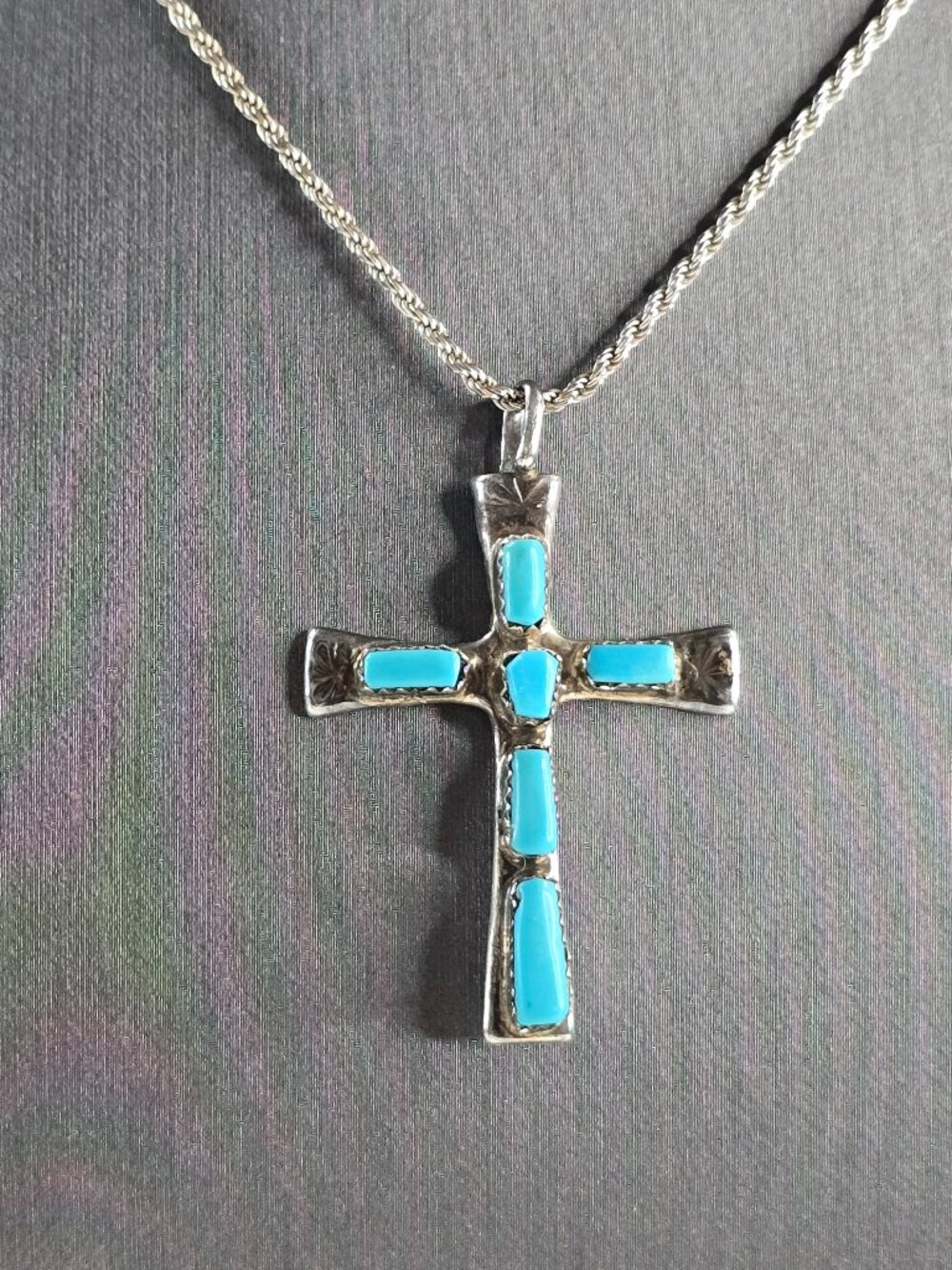 Womens Vintage Sterling Silver Turquoise Iule Cross Pendant Necklace 13.5g E1985